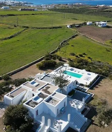 The Meltemi House, On The Outskirts Of Naousa *